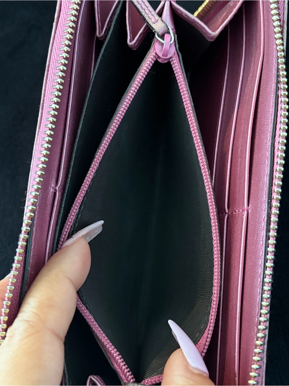 Gucci Pink Guccissima Zip-Around Wallet with Heart Charm - Picture 10 of 12